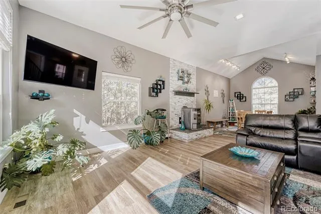 3392 Estates Circle Larkspur, CO 80118
