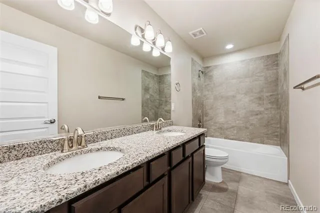 5562 Clarence Drive Windsor, CO 80550