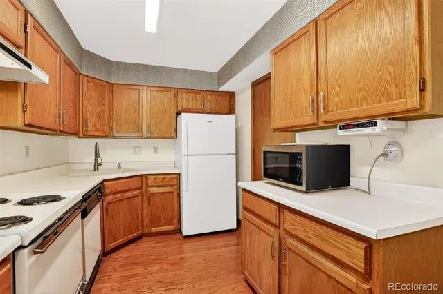 9157 W Cedar Drive #1 Lakewood, CO 80226