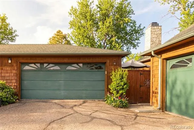 12106 E 2nd Drive Aurora, CO 80011