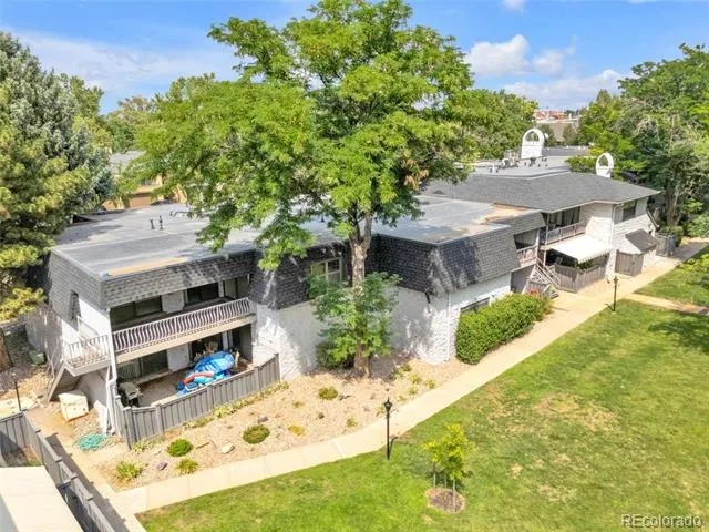 3511 S Hillcrest Drive #4 Denver, CO 80237