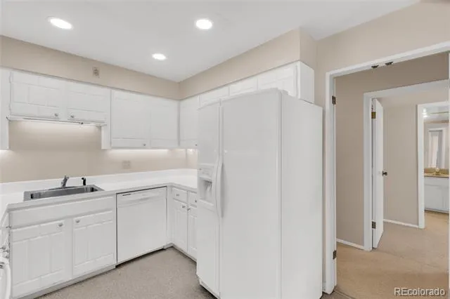 3511 S Hillcrest Drive #4 Denver, CO 80237
