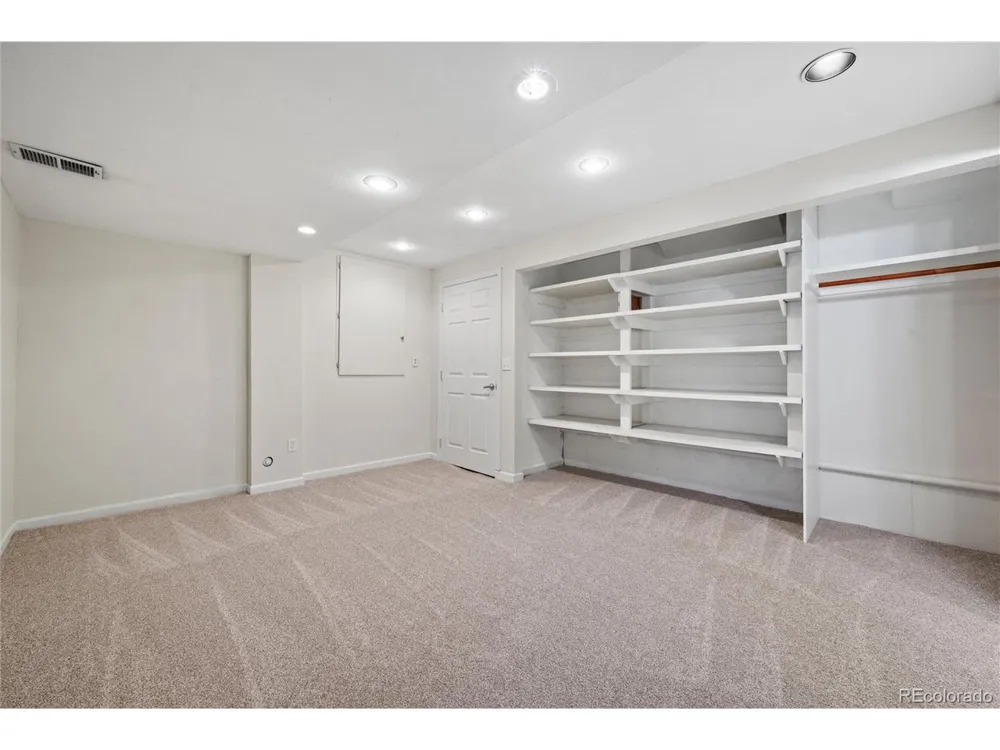 4 Shetland Court Highlands Ranch, CO 80130