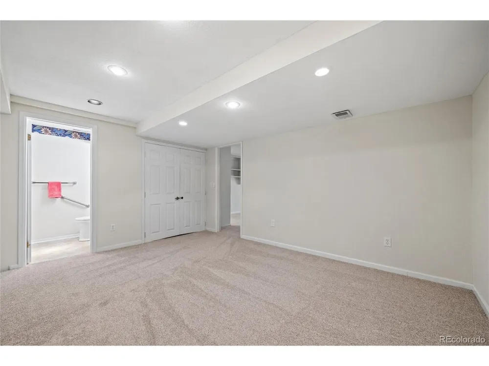 4 Shetland Court Highlands Ranch, CO 80130