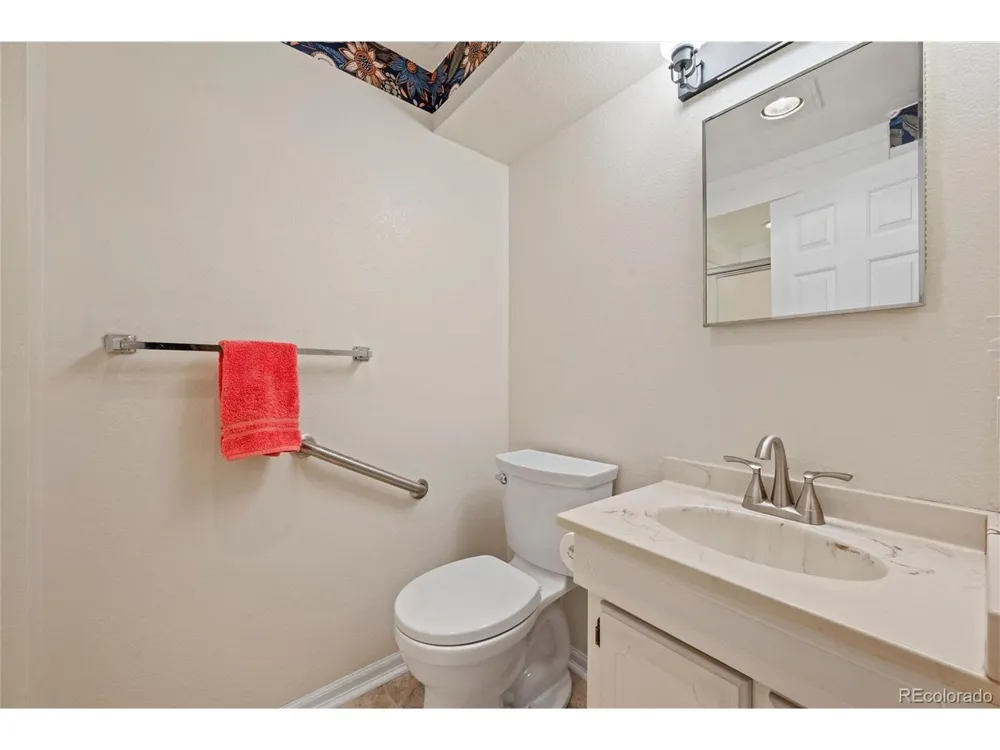 4 Shetland Court Highlands Ranch, CO 80130