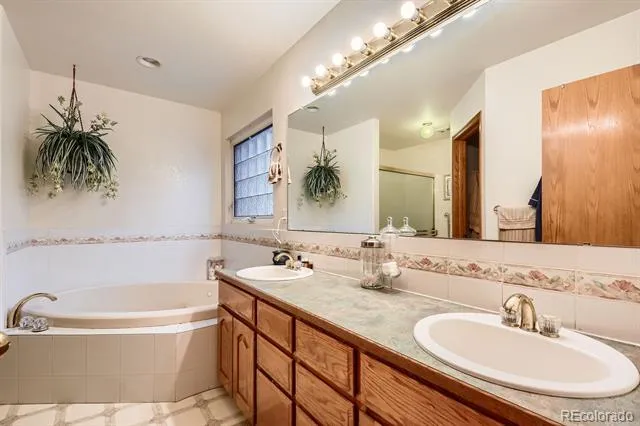 1121 Country Acres Court Johnstown, CO 80534