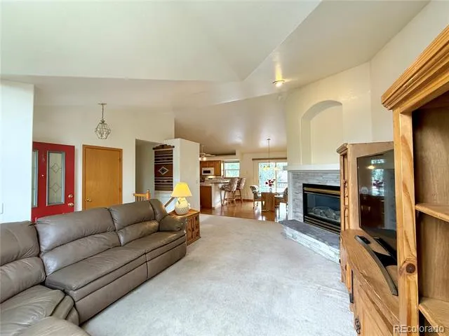 1121 Country Acres Court Johnstown, CO 80534