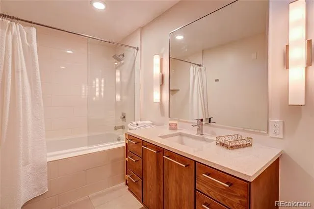 1700 Bassett Street #1116 Denver, CO 80202