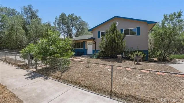 905 E Costilla Street Colorado Springs, CO 80903