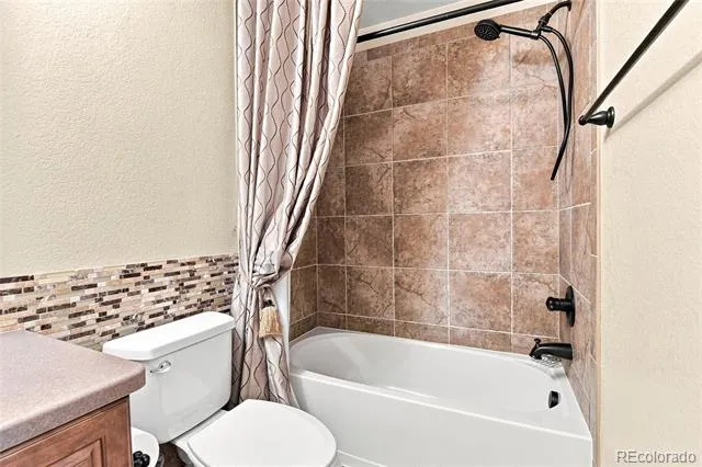 9218 Viaggio Way Littleton, CO 80126