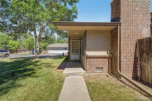 21 Newark Street #D Aurora, CO 80012