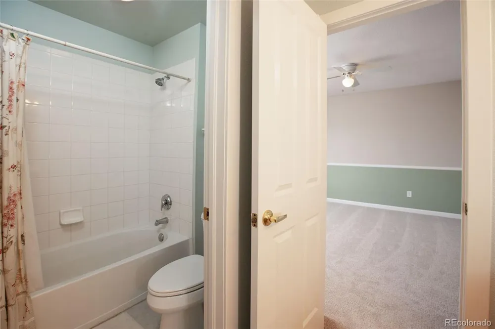 2994 Greensborough Drive Highlands Ranch, CO 80129