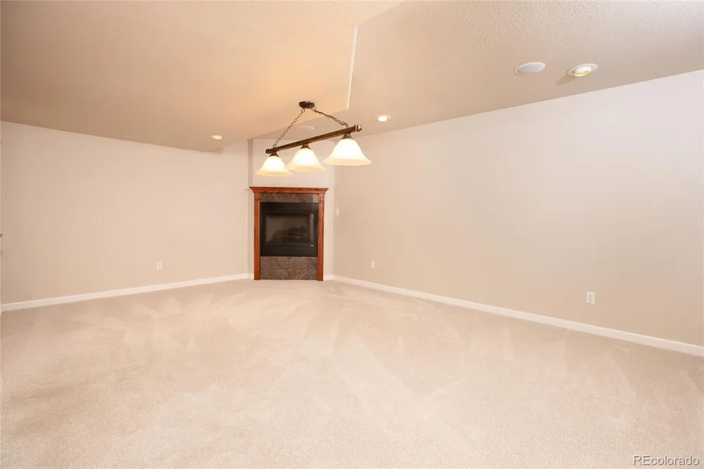 2994 Greensborough Drive Highlands Ranch, CO 80129
