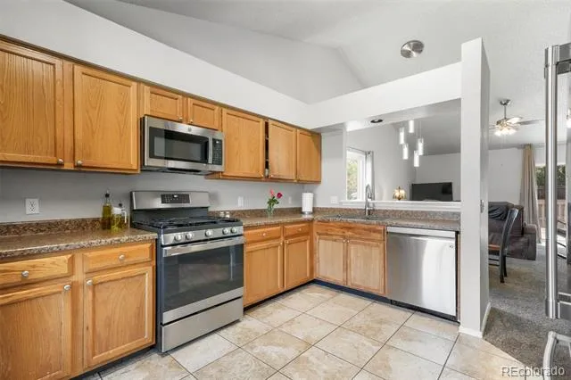 1643 S Canoe Creek Drive Colorado Springs, CO 80906