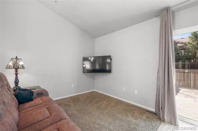 1643 S Canoe Creek Drive Colorado Springs, CO 80906