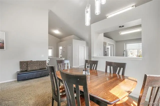 1643 S Canoe Creek Drive Colorado Springs, CO 80906