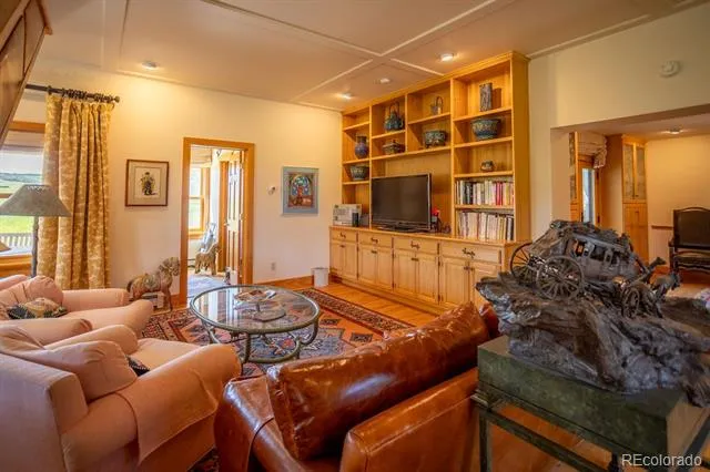 2490 County Road 1A Cotopaxi, CO 81223