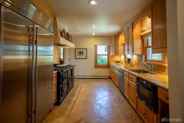 2490 County Road 1A Cotopaxi, CO 81223
