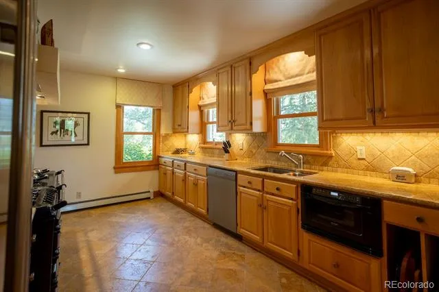 2490 County Road 1A Cotopaxi, CO 81223