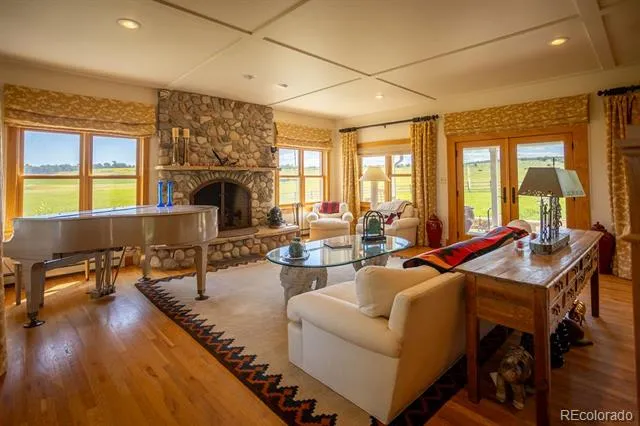 2490 County Road 1A Cotopaxi, CO 81223
