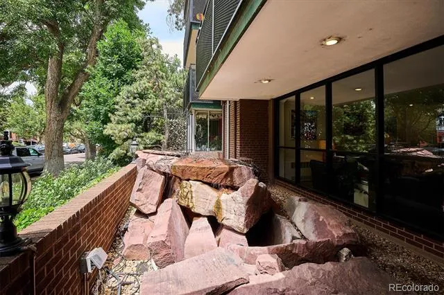 1200 Vine Street #3B Denver, CO 80206