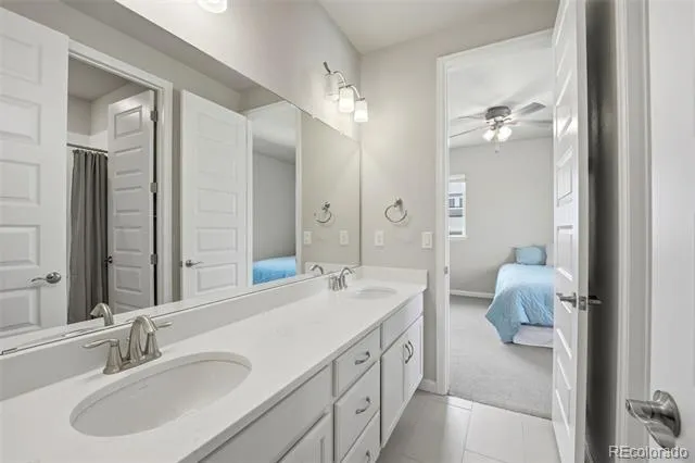 7240 S White Crow Way Aurora, CO 80016