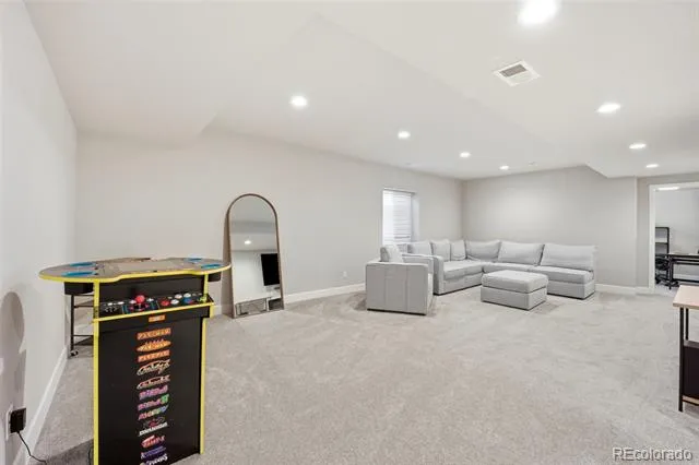 7240 S White Crow Way Aurora, CO 80016
