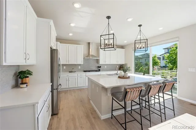7240 S White Crow Way Aurora, CO 80016