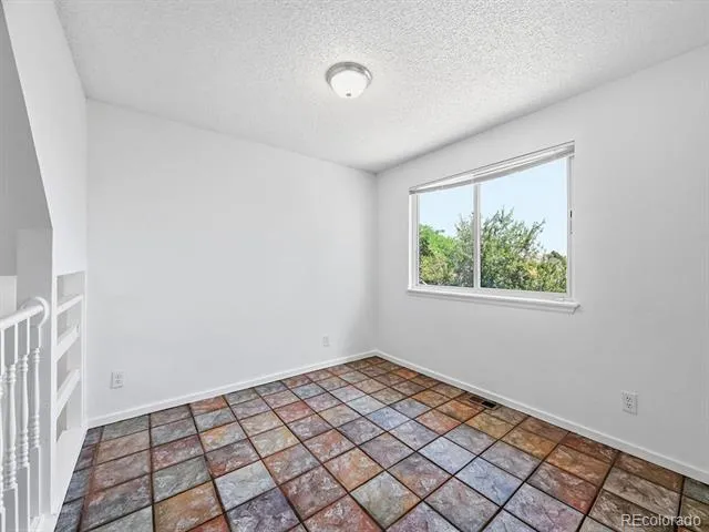 4064 S Himalaya Way Aurora, CO 80013