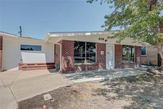 819 S 3rd Avenue Brighton, CO 80601