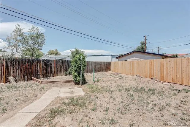 819 S 3rd Avenue Brighton, CO 80601