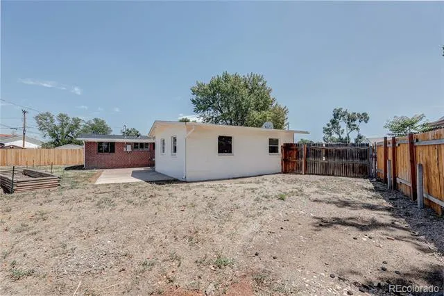 819 S 3rd Avenue Brighton, CO 80601