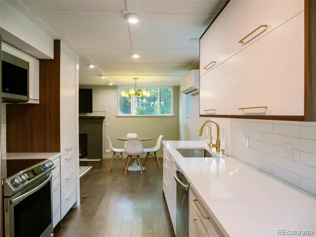 570 Steele Street Denver, CO 80206