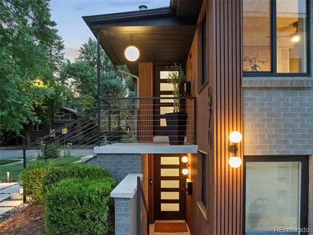 570 Steele Street Denver, CO 80206