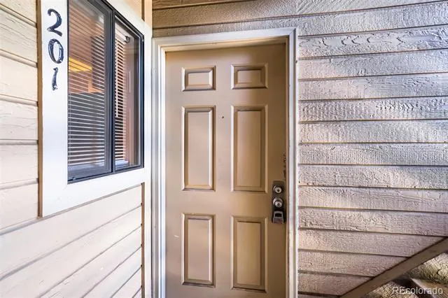 15350 E Arizona Avenue #201 Aurora, CO 80017
