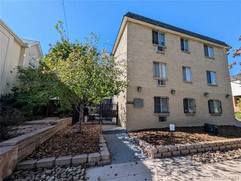 1135 Elizabeth Street #102