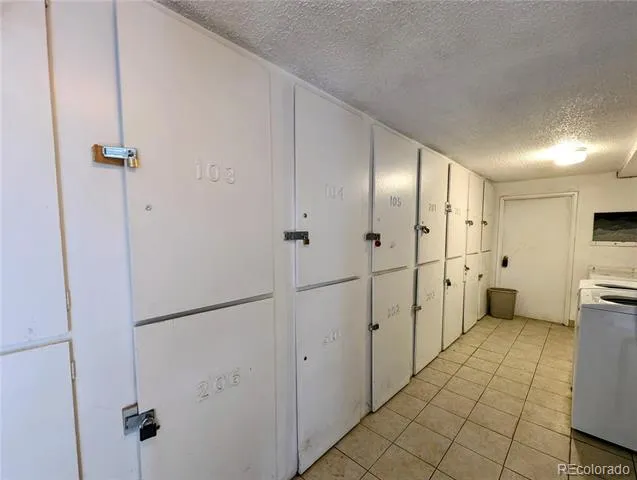 1135 Elizabeth Street #102 Denver, CO 80206