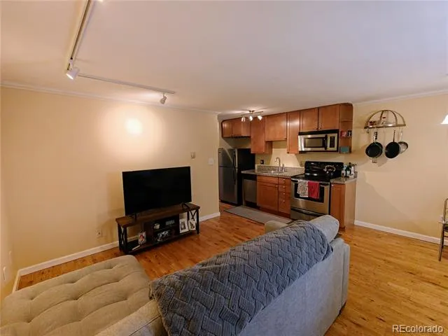 1135 Elizabeth Street #102 Denver, CO 80206