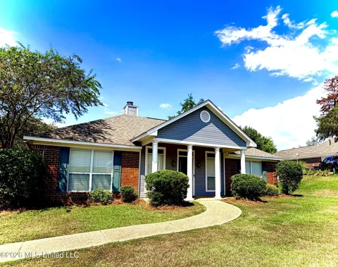 1008 Stonehendge Drive