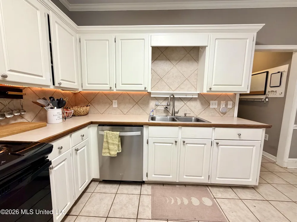 1008 Stonehendge Drive Brandon, MS 39042