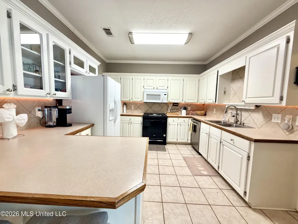 1008 Stonehendge Drive Brandon, MS 39042