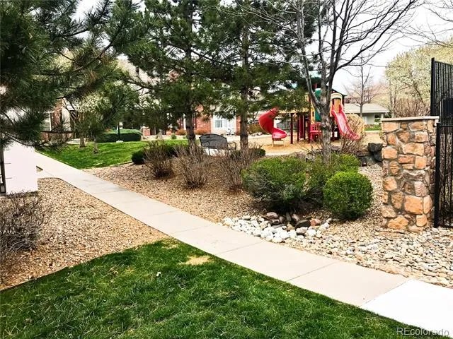 6753 S Winnipeg Circle #101 Aurora, CO 80016