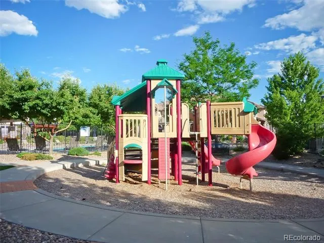 6753 S Winnipeg Circle #101 Aurora, CO 80016