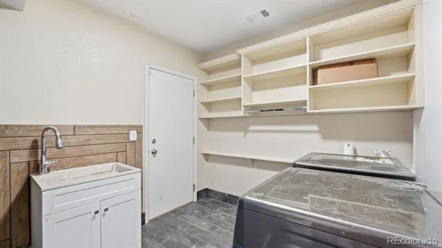 513 Sundance Circle Dacono, CO 80514