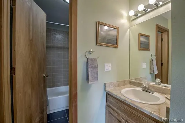 94300 Ryan Gulch Road #301 Silverthorne, CO 80498
