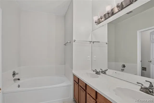 4013 S Carson Street #B Aurora, CO 80014