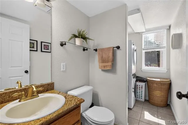 10015 Silver Maple Road Highlands Ranch, CO 80129