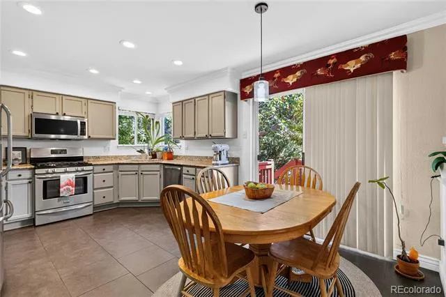 10015 Silver Maple Road Highlands Ranch, CO 80129