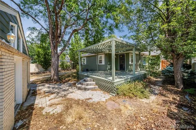 5629 S Greenwood Street Littleton, CO 80120