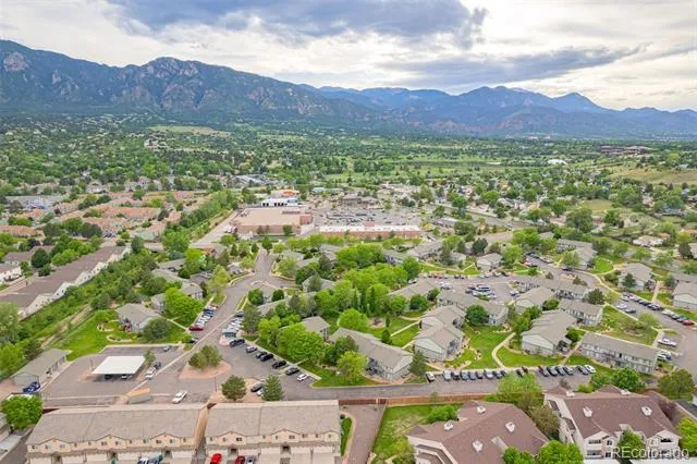 3670 Strawberry Field Grove Colorado Springs, CO 80906